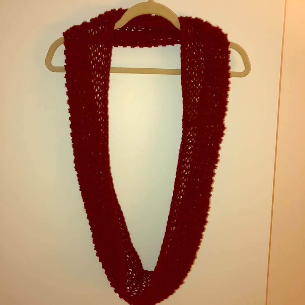 Burgundy crotchet infinity scarf